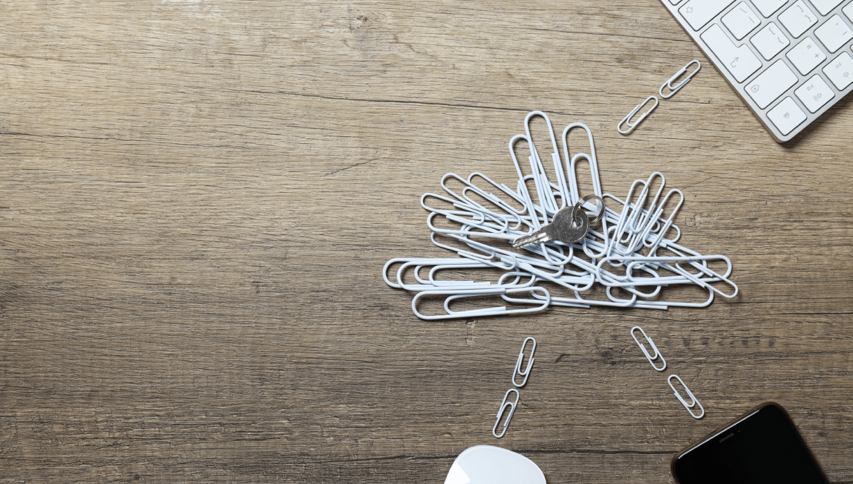 cloud made of metal paper clips with various gadge 2023 11 27 04 55 06 utc